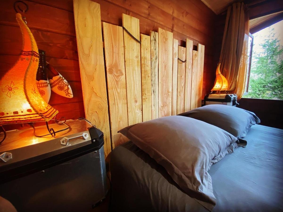 "Le Maloya" Chalets Independants -Chambre Balneo - Relais Motards Lacaune Exteriér fotografie