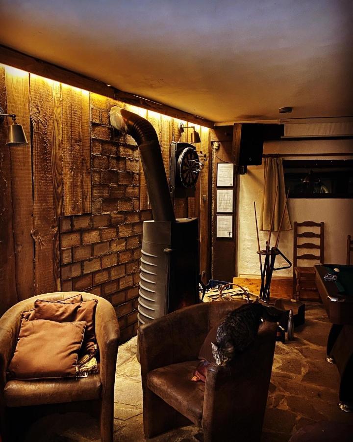 "Le Maloya" Chalets Independants -Chambre Balneo - Relais Motards Lacaune Exteriér fotografie