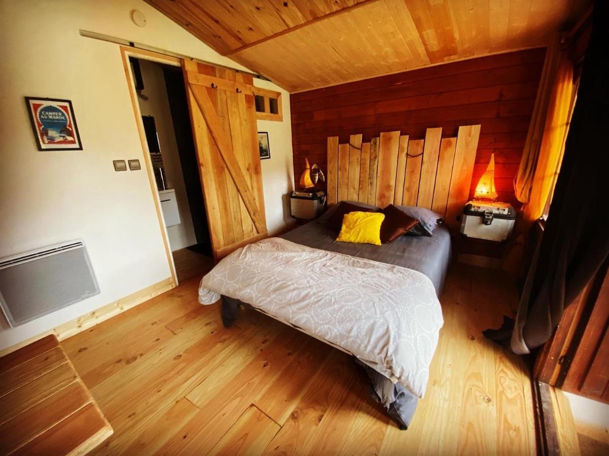 "Le Maloya" Chalets Independants -Chambre Balneo - Relais Motards Lacaune Exteriér fotografie